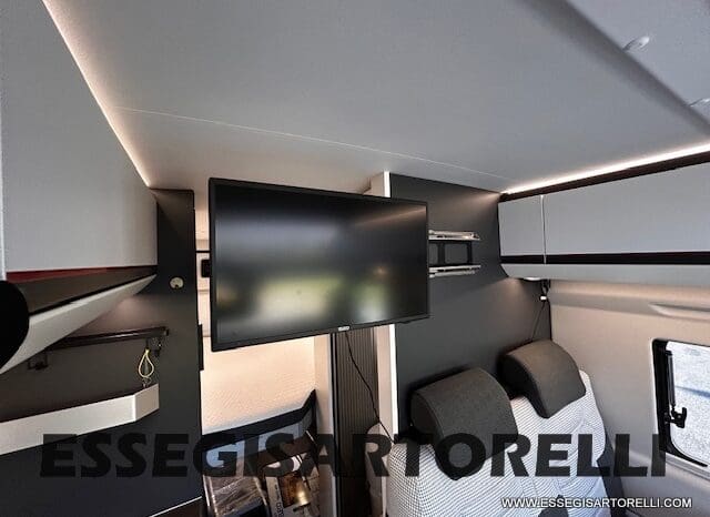 ADRIA TWIN SPORTS 640 SGX POPUP 180 CV POWER AUTOMATICO STRAFULL 2024 KM 8.103 pieno