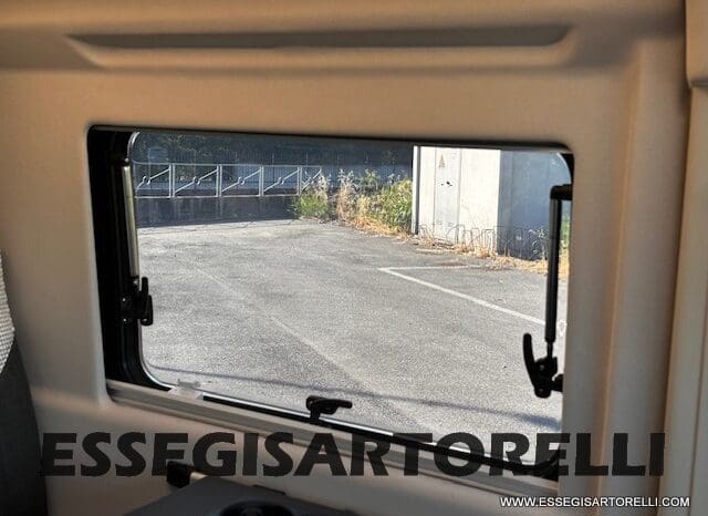 ADRIA TWIN SPORTS 640 SGX POPUP 180 CV POWER AUTOMATICO STRAFULL 2024 KM 8.103 pieno