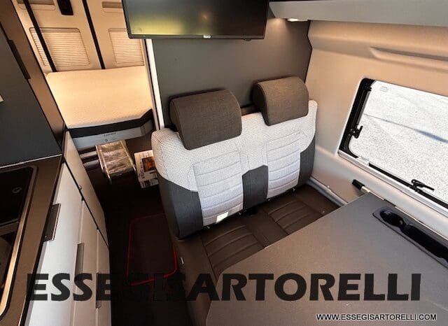 ADRIA TWIN SPORTS 640 SGX POPUP 180 CV POWER AUTOMATICO STRAFULL 2024 KM 8.103 pieno