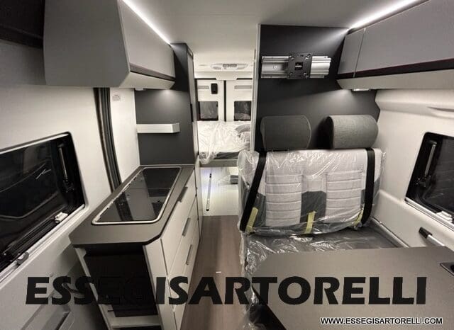 ADRIA TWIN SPORTS 640 SGX POPUP 180 CV POWER AUTOMATICO STRAFULL 2024 KM 8.103 pieno