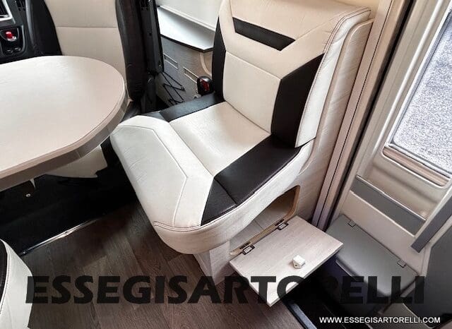 CHAUSSON EXALTIS 6037 GARAGE 150 CV POWER GEMELLI 699 CM FULL 2019 pieno