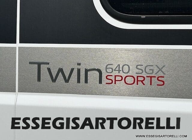 ADRIA TWIN SPORTS 640 SGX POPUP 180 CV POWER AUTOMATICO STRAFULL 2024 KM 8.103 pieno