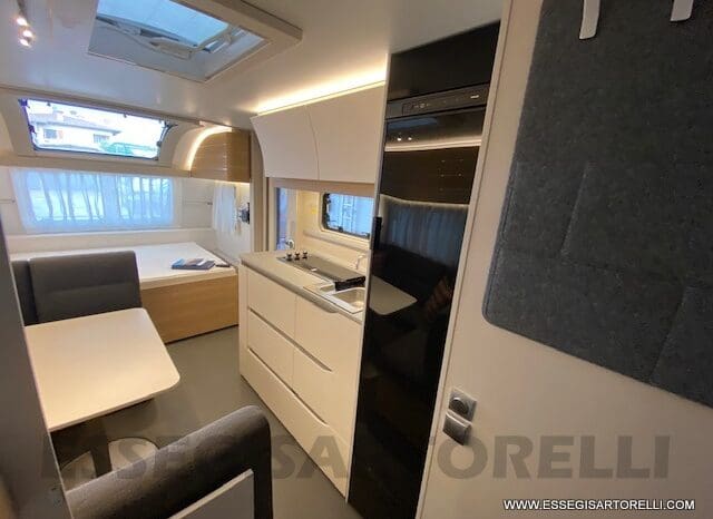 ADRIA ADORA 573 PT CARAVAN 6 POSTI 01/2023 1.650 KG pieno