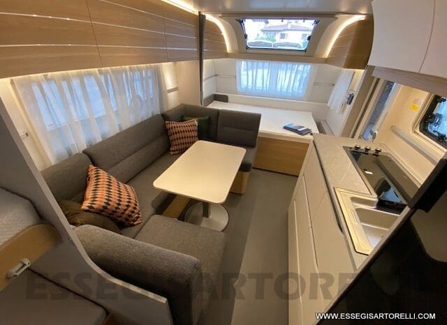 ADRIA ADORA 573 PT CARAVAN 6 POSTI 01/2023 1.650 KG pieno