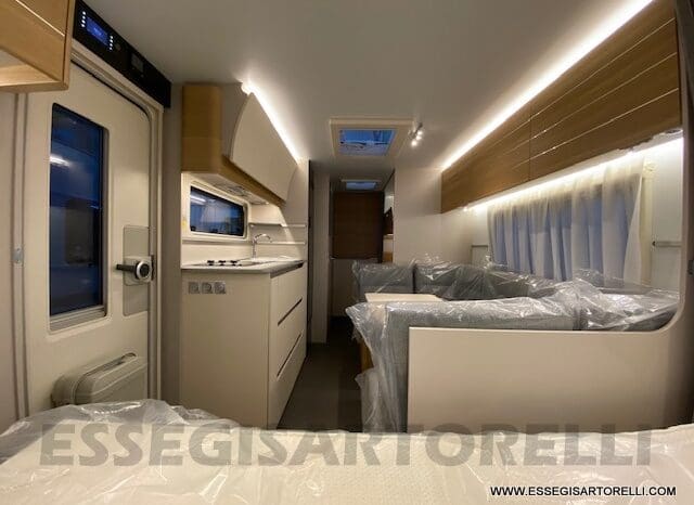 ADRIA ADORA 573 PT CARAVAN 6 POSTI 01/2023 1.650 KG pieno
