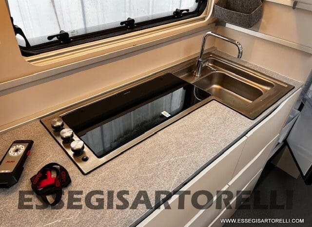 ADRIA ADORA 573 PT CARAVAN 6 POSTI 01/2023 1.650 KG pieno