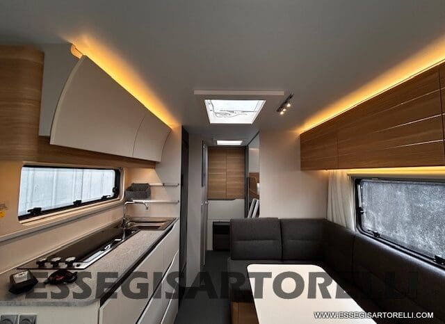 ADRIA ADORA 573 PT CARAVAN 6 POSTI 01/2023 1.650 KG pieno