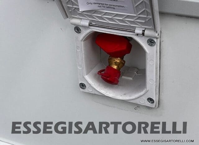 ADRIA MATRIX M 670 SL GEMELLI 165 CV POWER 12/2017 KM 28.328 UNIPRO DOPPIO CLIMA SAT FULL pieno