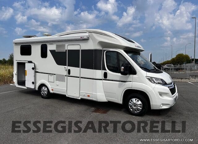 ADRIA MATRIX M 670 SL GEMELLI 165 CV POWER 12/2017 KM 28.328 UNIPRO DOPPIO CLIMA SAT FULL pieno