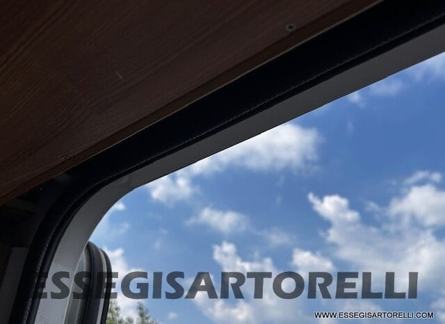 ADRIA MATRIX M 670 SL GEMELLI 165 CV POWER 12/2017 KM 28.328 UNIPRO DOPPIO CLIMA SAT FULL pieno