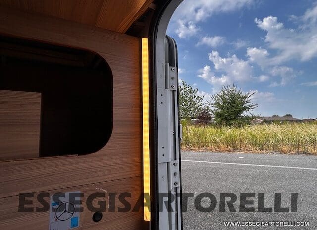 ADRIA MATRIX M 670 SL GEMELLI 165 CV POWER 12/2017 KM 28.328 UNIPRO DOPPIO CLIMA SAT FULL pieno