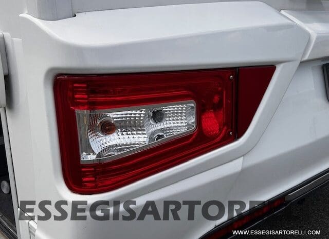 ADRIA MATRIX M 670 SL GEMELLI 165 CV POWER 12/2017 KM 28.328 UNIPRO DOPPIO CLIMA SAT FULL pieno