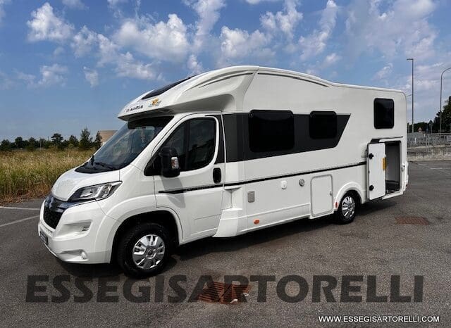 ADRIA MATRIX M 670 SL GEMELLI 165 CV POWER 12/2017 KM 28.328 UNIPRO DOPPIO CLIMA SAT FULL pieno
