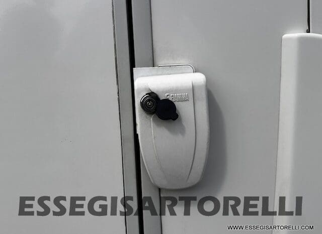 ADRIA MATRIX M 670 SL GEMELLI 165 CV POWER 12/2017 KM 28.328 UNIPRO DOPPIO CLIMA SAT FULL pieno