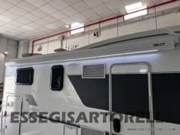ADRIA MATRIX M 670 SL GEMELLI 165 CV POWER 12/2017 KM 28.328 UNIPRO DOPPIO CLIMA SAT FULL pieno