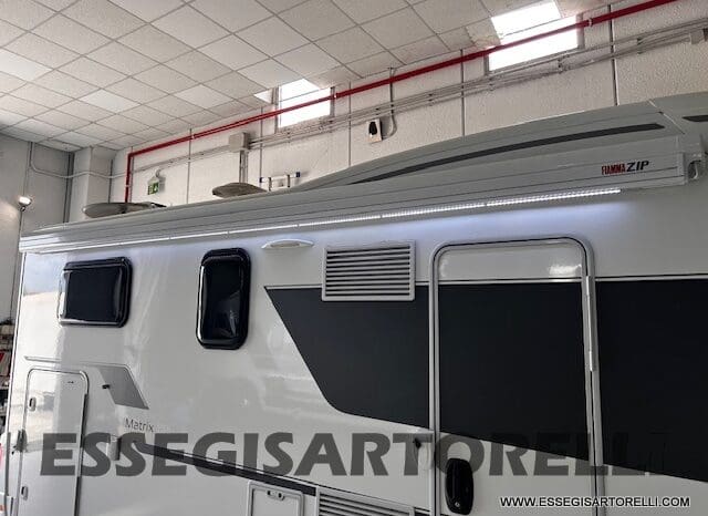 ADRIA MATRIX M 670 SL GEMELLI 165 CV POWER 12/2017 KM 28.328 UNIPRO DOPPIO CLIMA SAT FULL pieno