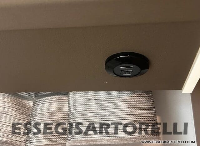 ADRIA MATRIX M 670 SL GEMELLI 165 CV POWER 12/2017 KM 28.328 UNIPRO DOPPIO CLIMA SAT FULL pieno