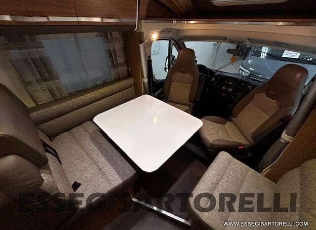 ADRIA MATRIX M 670 SL GEMELLI 165 CV POWER 12/2017 KM 28.328 UNIPRO DOPPIO CLIMA SAT FULL pieno