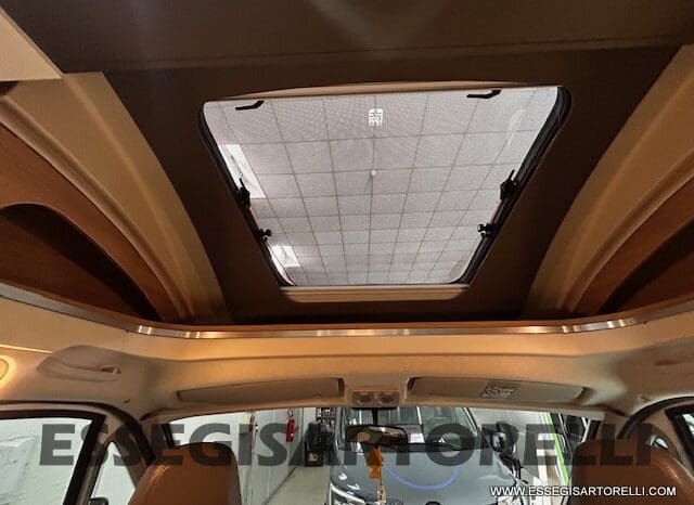 ADRIA MATRIX M 670 SL GEMELLI 165 CV POWER 12/2017 KM 28.328 UNIPRO DOPPIO CLIMA SAT FULL pieno