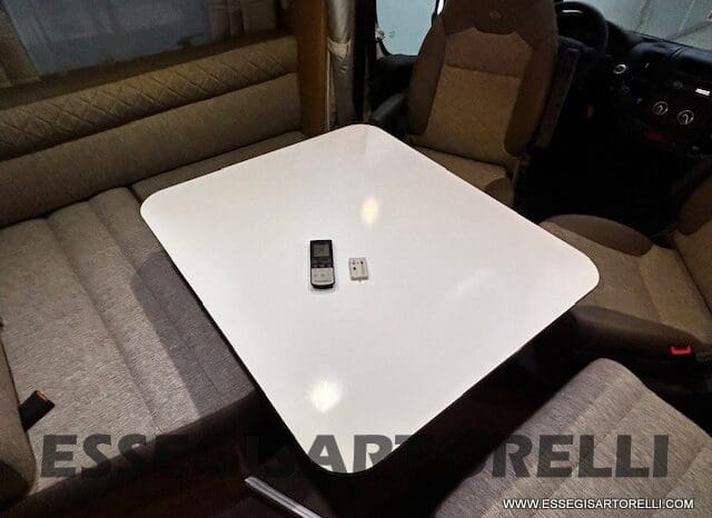 ADRIA MATRIX M 670 SL GEMELLI 165 CV POWER 12/2017 KM 28.328 UNIPRO DOPPIO CLIMA SAT FULL pieno