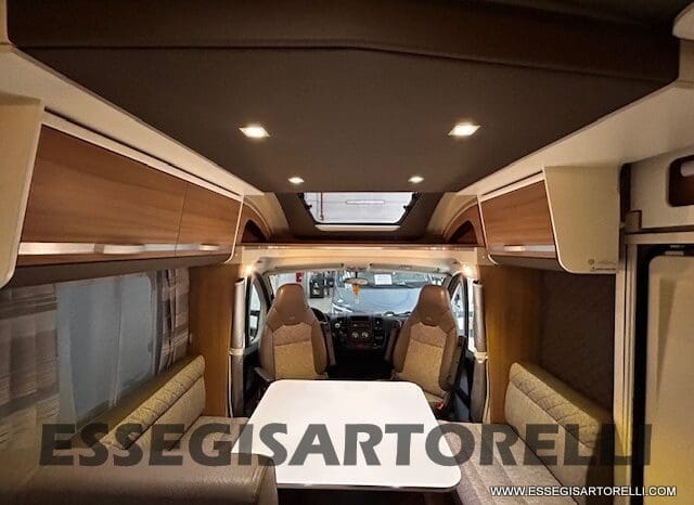 ADRIA MATRIX M 670 SL GEMELLI 165 CV POWER 12/2017 KM 28.328 UNIPRO DOPPIO CLIMA SAT FULL pieno