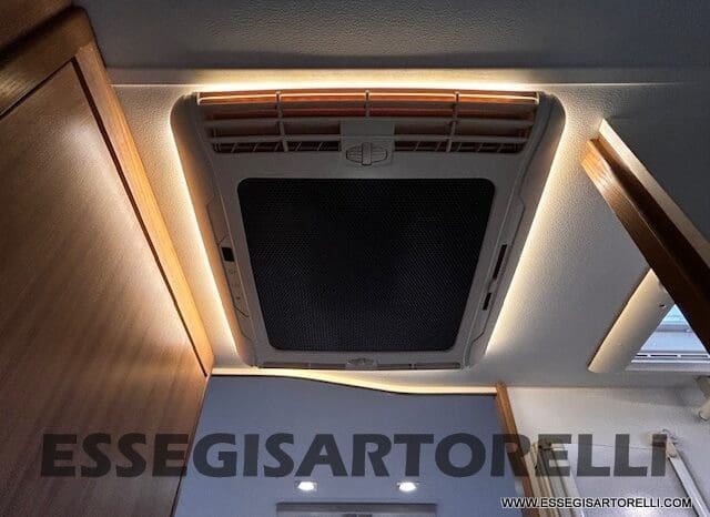ADRIA MATRIX M 670 SL GEMELLI 165 CV POWER 12/2017 KM 28.328 UNIPRO DOPPIO CLIMA SAT FULL pieno
