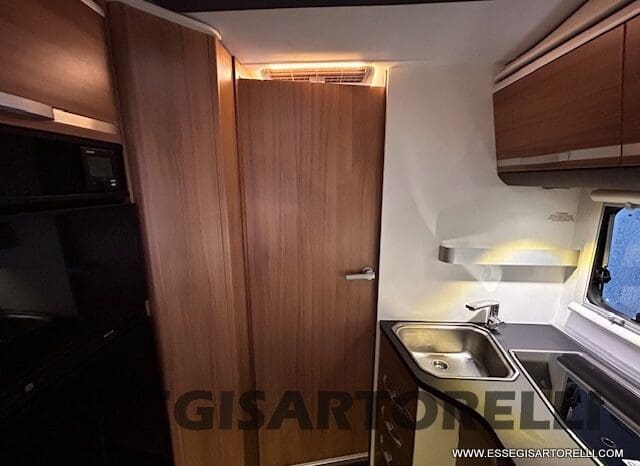 ADRIA MATRIX M 670 SL GEMELLI 165 CV POWER 12/2017 KM 28.328 UNIPRO DOPPIO CLIMA SAT FULL pieno