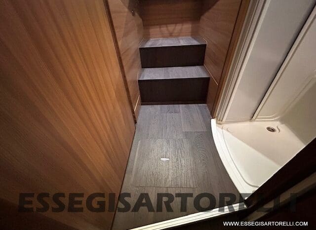 ADRIA MATRIX M 670 SL GEMELLI 165 CV POWER 12/2017 KM 28.328 UNIPRO DOPPIO CLIMA SAT FULL pieno