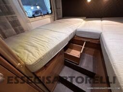 ADRIA MATRIX M 670 SL GEMELLI 165 CV POWER 12/2017 KM 28.328 UNIPRO DOPPIO CLIMA SAT FULL pieno