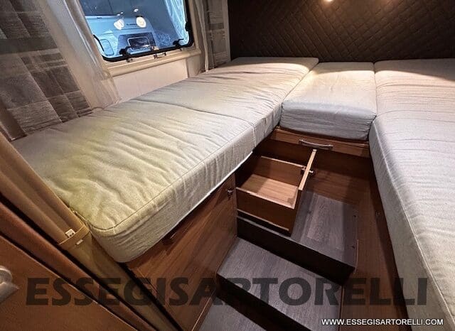 ADRIA MATRIX M 670 SL GEMELLI 165 CV POWER 12/2017 KM 28.328 UNIPRO DOPPIO CLIMA SAT FULL pieno