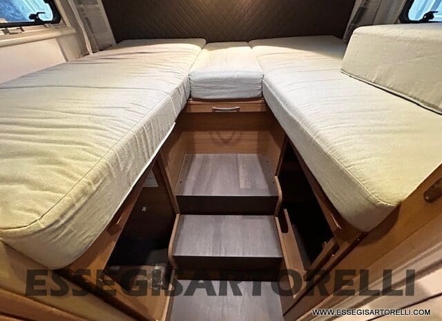 ADRIA MATRIX M 670 SL GEMELLI 165 CV POWER 12/2017 KM 28.328 UNIPRO DOPPIO CLIMA SAT FULL pieno