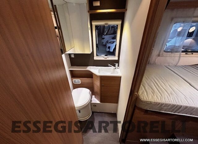 ADRIA MATRIX M 670 SL GEMELLI 165 CV POWER 12/2017 KM 28.328 UNIPRO DOPPIO CLIMA SAT FULL pieno