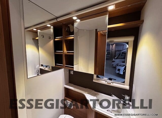 ADRIA MATRIX M 670 SL GEMELLI 165 CV POWER 12/2017 KM 28.328 UNIPRO DOPPIO CLIMA SAT FULL pieno