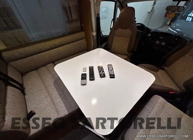 ADRIA MATRIX M 670 SL GEMELLI 165 CV POWER 12/2017 KM 28.328 UNIPRO DOPPIO CLIMA SAT FULL pieno