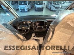 ADRIA SONIC PLUS 700 DL GARAGE 140 cv letti gemelli GAMMA 2025 FACE TO FACE AUTOMATICO pieno
