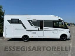 ADRIA SONIC PLUS 700 SL GARAGE LETTI GEMELLI GAMMA 2025 FARI LED E UCONNECT 10″ pieno