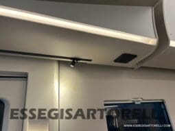 ADRIA SONIC PLUS 700 DL GARAGE 140 cv letti gemelli GAMMA 2025 FACE TO FACE AUTOMATICO pieno