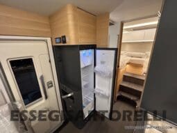 ADRIA SONIC PLUS 700 DL GARAGE 140 cv letti gemelli GAMMA 2025 FACE TO FACE AUTOMATICO pieno