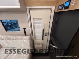 ADRIA SONIC PLUS 700 DL GARAGE 140 cv letti gemelli GAMMA 2025 FACE TO FACE AUTOMATICO pieno