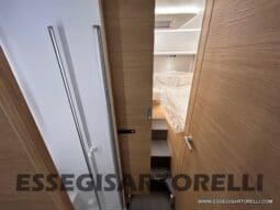 ADRIA SONIC PLUS 700 DL GARAGE 140 cv letti gemelli GAMMA 2025 FACE TO FACE AUTOMATICO pieno