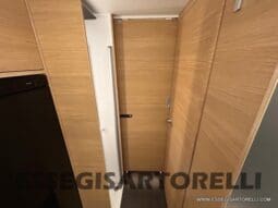 ADRIA SONIC PLUS 700 DL GARAGE 140 cv letti gemelli GAMMA 2025 FACE TO FACE AUTOMATICO pieno