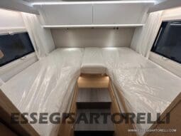 ADRIA SONIC PLUS 700 DL GARAGE 140 cv letti gemelli GAMMA 2025 FACE TO FACE AUTOMATICO pieno