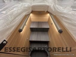ADRIA SONIC PLUS 700 DL GARAGE 140 cv letti gemelli GAMMA 2025 FACE TO FACE AUTOMATICO pieno