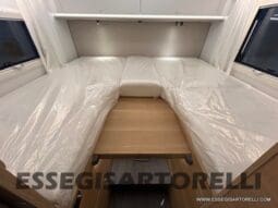ADRIA SONIC PLUS 700 DL GARAGE 140 cv letti gemelli GAMMA 2025 FACE TO FACE AUTOMATICO pieno