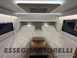 ADRIA SONIC PLUS 700 DL GARAGE 140 cv letti gemelli GAMMA 2025 FACE TO FACE AUTOMATICO pieno