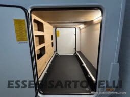 ADRIA SONIC PLUS 700 DL GARAGE 140 cv letti gemelli GAMMA 2025 FACE TO FACE AUTOMATICO pieno