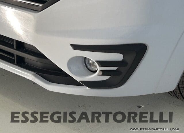 ADRIA SONIC PLUS 700 DL GARAGE 140 cv letti gemelli GAMMA 2025 FACE TO FACE AUTOMATICO pieno