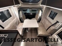 ADRIA MATRIX SUPREME EDITION M 670 DC LETTO NAUTICO E BASCULANTE pieno