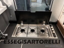 ADRIA MATRIX SUPREME EDITION M 670 DC LETTO NAUTICO E BASCULANTE pieno