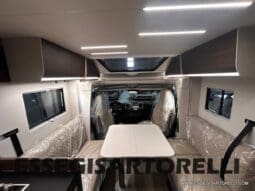 ADRIA MATRIX SUPREME EDITION M 670 DC LETTO NAUTICO E BASCULANTE pieno